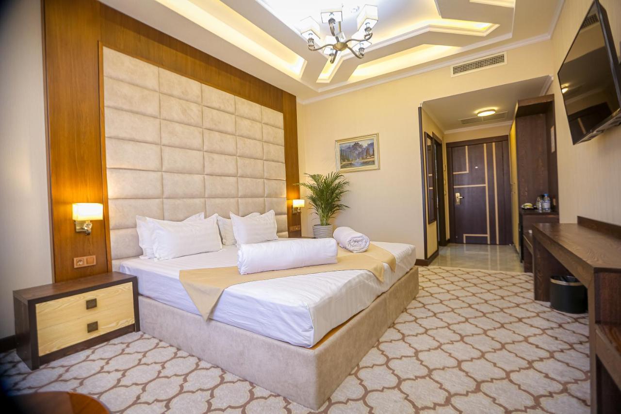 Royal Grand Hotel, Turkistan Eksteriør bilde